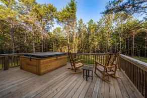 Rustic Retreat sleeps 14 - Image 2