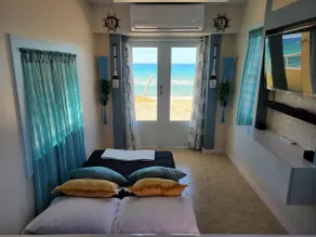 Yaeliz Front Beach - Image 5