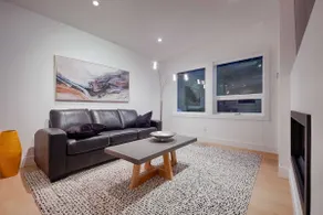 Luxury Apartment - Image 5
