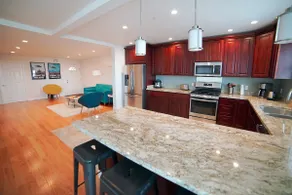 4BR • Sleeps 14 • Near SF & Airport • Parking - Image 4