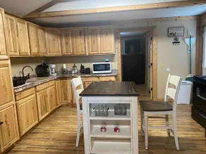 Cozy one bedroom with lake view/South Toledo Bend - Image 3
