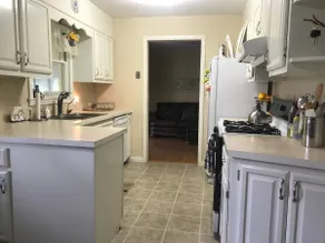 Beautiful, well-kept PSU getaway w/ deck - Image 5