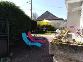 70 m² furnished house in the heart of the Loire Valley - Image 3