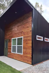 Romantic Pet-Friendly Mountain Cabin - Image 5