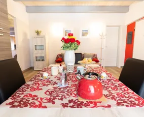 The Eyebrow Red Suite - Image 5