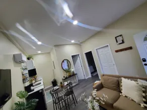 Beautiful detached house - Image 2