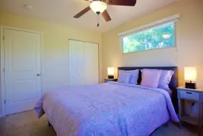 #1 Amazing Work/Vacation Townhouse 3bd King Suite - Image 3