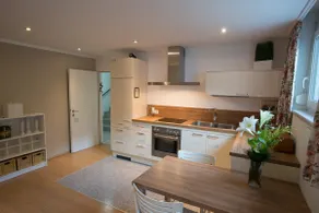 Self-contained apartment for up to 4 people - Image 5