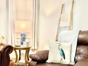 Cozy Getaway | Splendid Historic Thibodaux Gem - Image 5