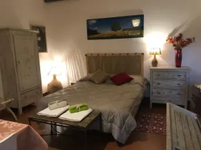 The Comfortable Sunflower Independent Studio - Image 3