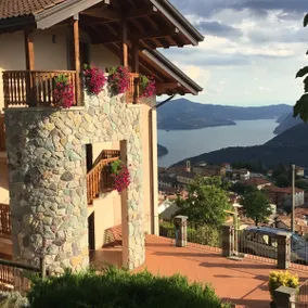 Home Iseo Lake - Image 2