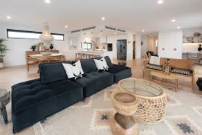 Coastal Luxury, perfect position - Lower Loft - Image 2