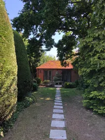 Idyllic guest house with private garden - Image 4