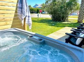 Hot Tub - Luxe Beach Bungalow, Steps to the Beach - Image 3
