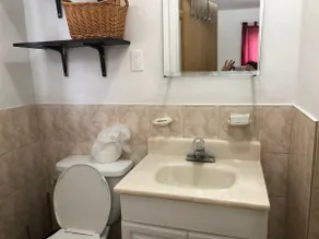 Great Studio apartment, totally private! - Image 5