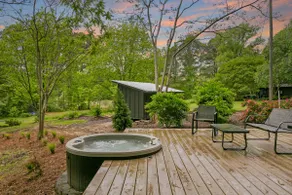 Stylish Creekside Cabin w/ HotTub, Parklike views. - Image 4