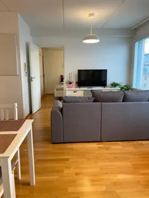 Central 3-room apartment with balcony on 7th fl - Image 3