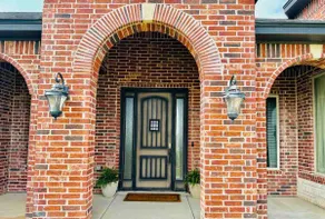 The Castle-Family Friendly-Spacious-Large Parking - Image 5