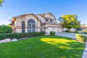 Beautiful sunset Lakehouse with with amazing views and heated pool and jacuzzi ! - Image 3