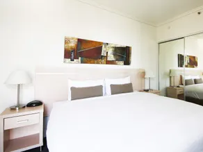 City Apartment With a View in 4.5 Star Hotel - Image 5