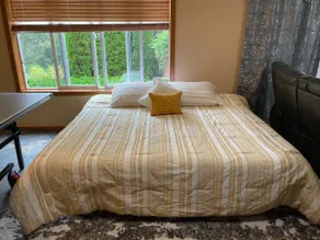 2 King Bed, Kitchenette, Game Area, Living, Office - Image 3