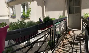 Small Bright Duplex St Sulpice - Image 3
