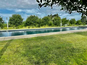 Country Estate med et køjehus, opvarmet olympisk pool og 2 fuldt udstyrede køkkener - Image 2
