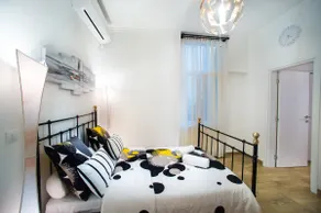 Central cozy 2BR and modern apt two-Promo price - Image 3