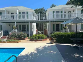 Cottage #11- Upper Level, Pool, 1 BR/1Bth, WIFI - Image 2
