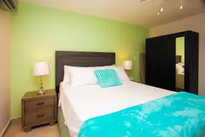1-Queen size memory foam Bedroom with Free WiFi - Image 3