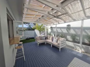 3-bed recently- renovated (with aircon / heating) - Image 4