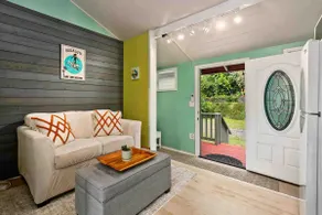 Magical Jungle Loft- Tiny-home Vibes - Image 5