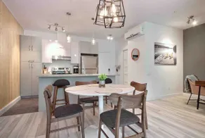 Bright and Cheerful Two Bedroom Condo 😊 - Image 3