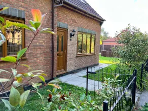 Cosy 2 bed House Close to City Centre of Lincoln - Image 2