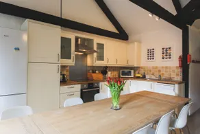 Dog-friendly converted Mill w/ hot tub - Image 5