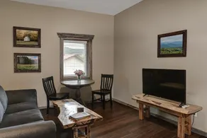 Waynesville, NC Apartment ~ Rolling Stone - Image 2