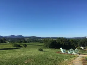 Julian's Place-Modern Farmhouse with Amazing Views - Image 2