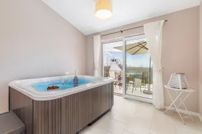 Villa Babudri com Jacuzzi, Piscina Aquecida, Churrasqueira, Vista para o Mar e Chef Privado - Image 5