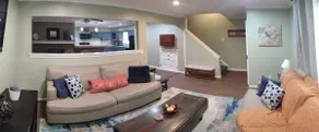 Newly renovated cozy spot, Steps from Downtown - Image 3
