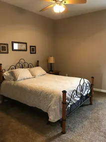 Quiet Country 2 Bedroom Home - Image 4