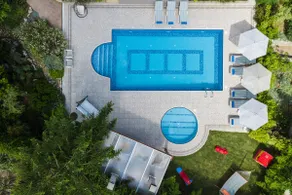 Alonia Villa, piscine de 50m2, piscine pour enfants, proche des commerces! Vues magnifiques! - Image 4