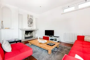 Park View Apartment by Portugal Portfolio - Image 5