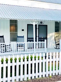 Beautiful Bloom Inn Farmhouse near Round Top, TX - Image 3