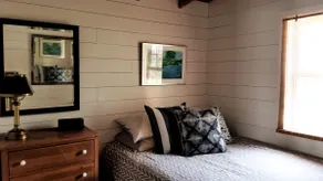 Lakeside Cottage on Waneta Lake with Dock - Image 4