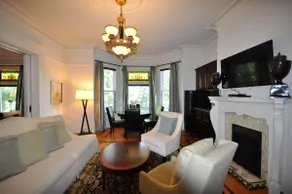 5 Star A101 Prince Charles King Suite with parking - Image 5