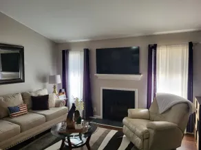 Cozy 2 bedroom home with fireplace close to base - Image 4