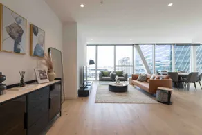 Supreme 3 Bedroom Apartment in Melbourne CBD - Image 3