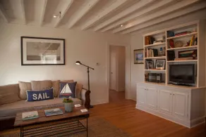 Nautical Farm House on Working Farm with Animals - Image 2