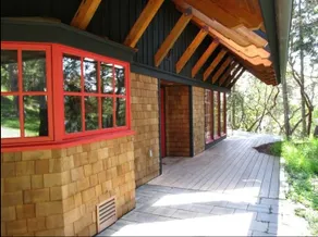 Apfel Haus at Historic Slanted Apple Farm - Image 3