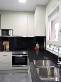 A charming, newly renovated apartment in the center - Image 3